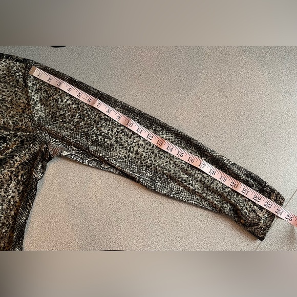 Anne Fontaine Brown & Tan Snakeskin Patterned Blouse Size 4 - Picture 11 of 11